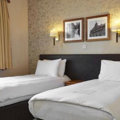 Ye Olde Talbot Hotel By Greene King Inns Worcester Ngoại thất bức ảnh